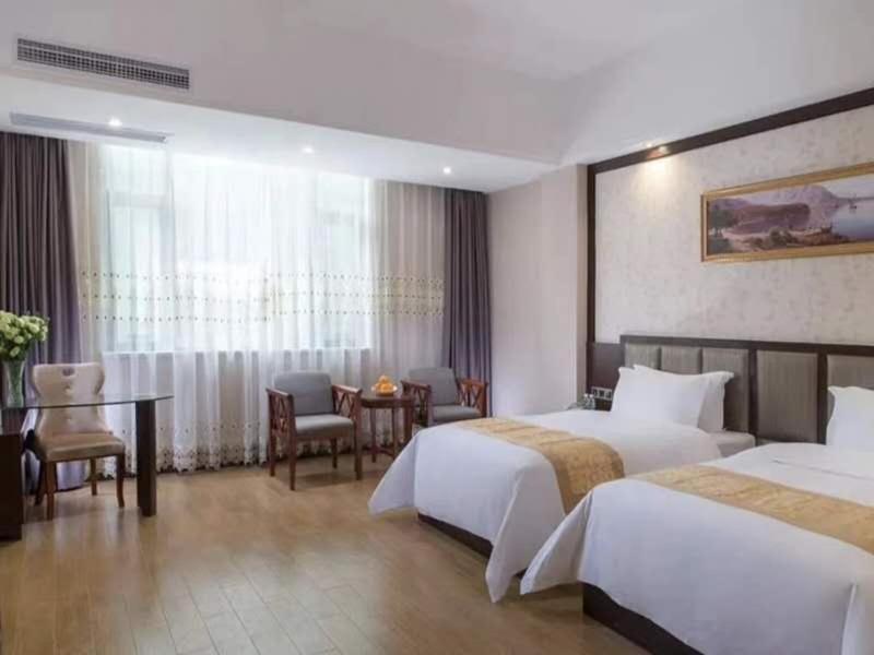 Vienna International Hotel Jieyang Chaoshan Airport Exteriör bild